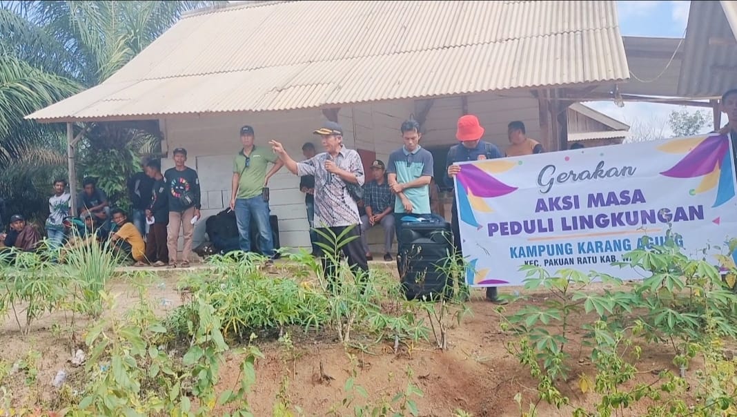 Warga Karang Agung Blokade Jalan Poros PT. PSMI, Menuntut Janji Perusahan