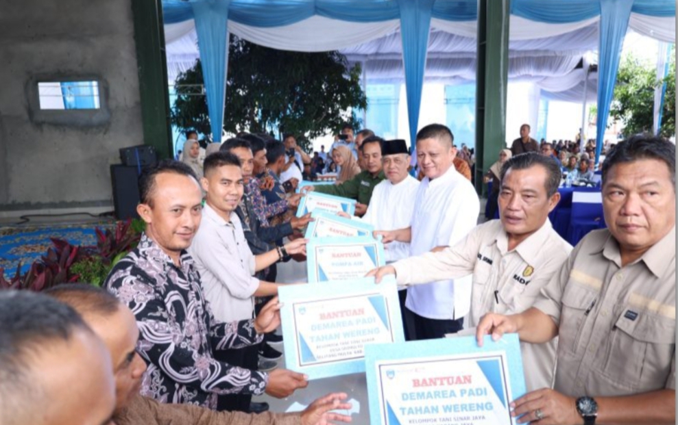 Kadin Pertanian Dampingi Bupati, Memberikan Pembinaan Terhadap Penyuluh Pertanian Dan Kelompok Tani