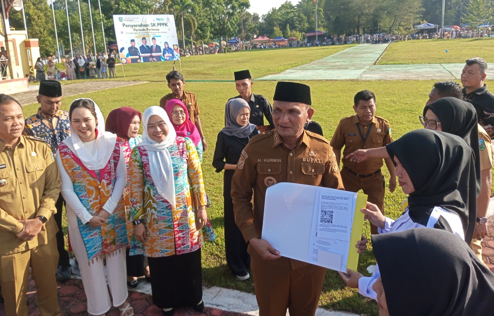 Bupati Sarolangun Tegaskan Etika dan Komitmen kepada 2.364 PPPK: “Jangan Main Narkoba dan Judi Online!”