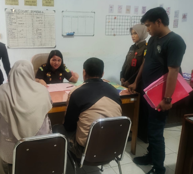 ‎Polres Sarolangun Limpahkan Tersangka Tambang Ilegal ke Kejari, Siap Disidangkan